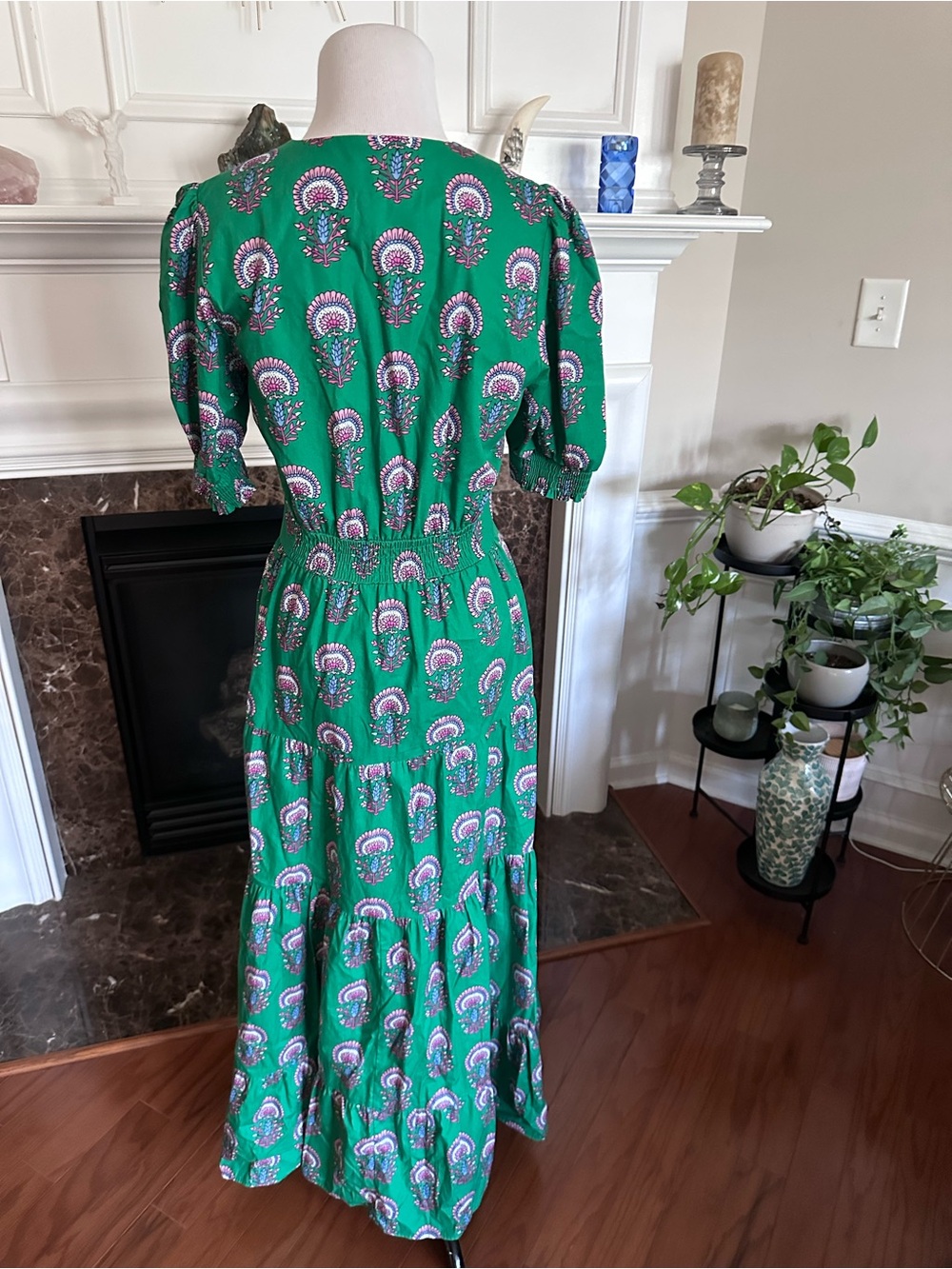 Boden Green Printed Maxi Dress with Pink Accent - Picture 7 of 8